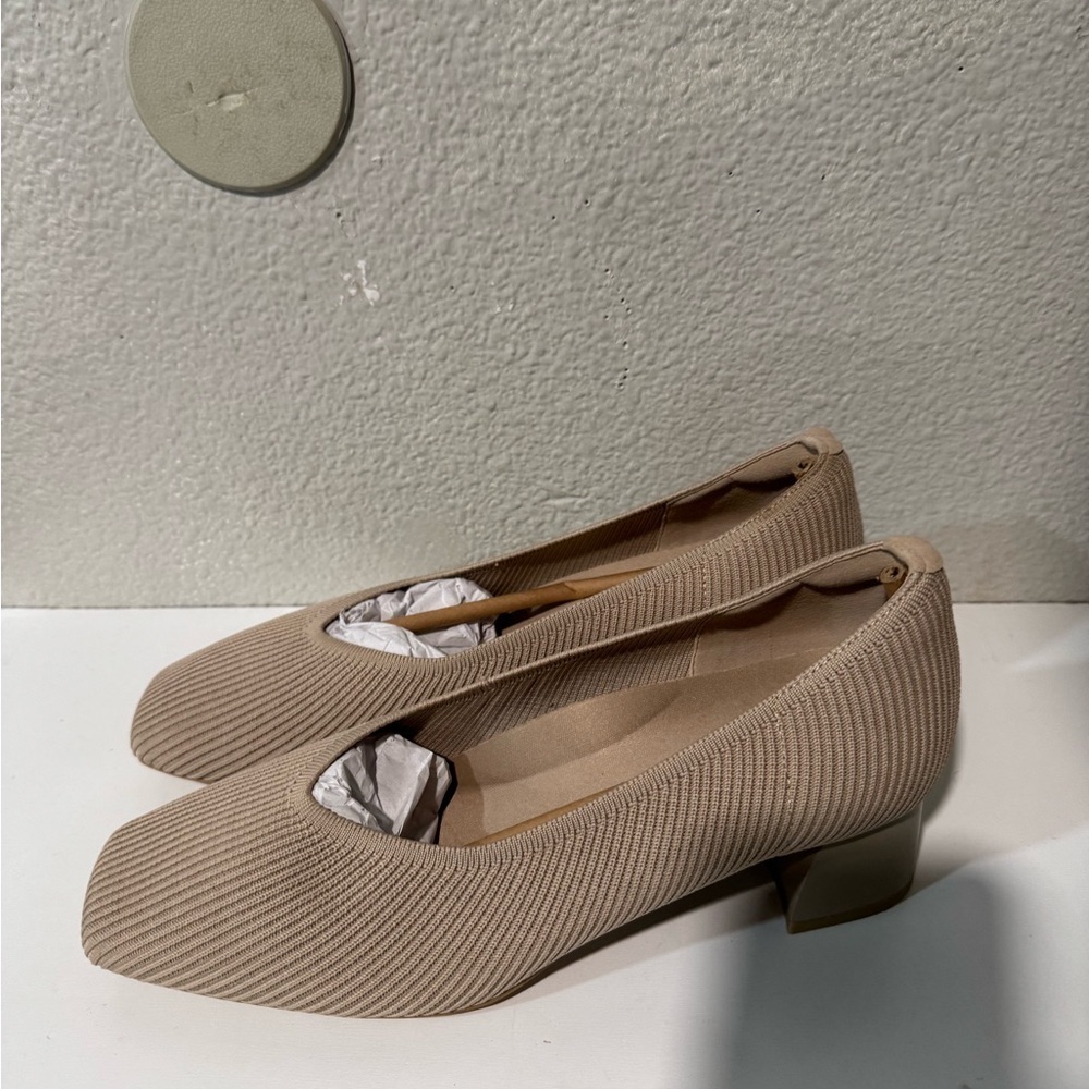 ARROMIC Women's Pumps, Closed Toe Chunky Square Toe Low Block Heels size 10W - Picture 5 of 12